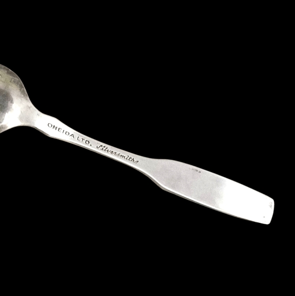 Vintage Oneida Silver Shabona Illinois Plated Spoon - Picture 2 of 3